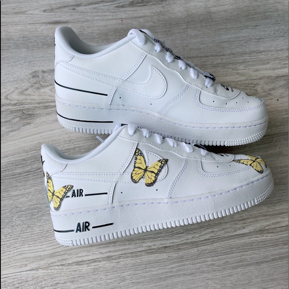 Nike Air Force 1 custom butterfly 🦋 - Picture 5 of 9